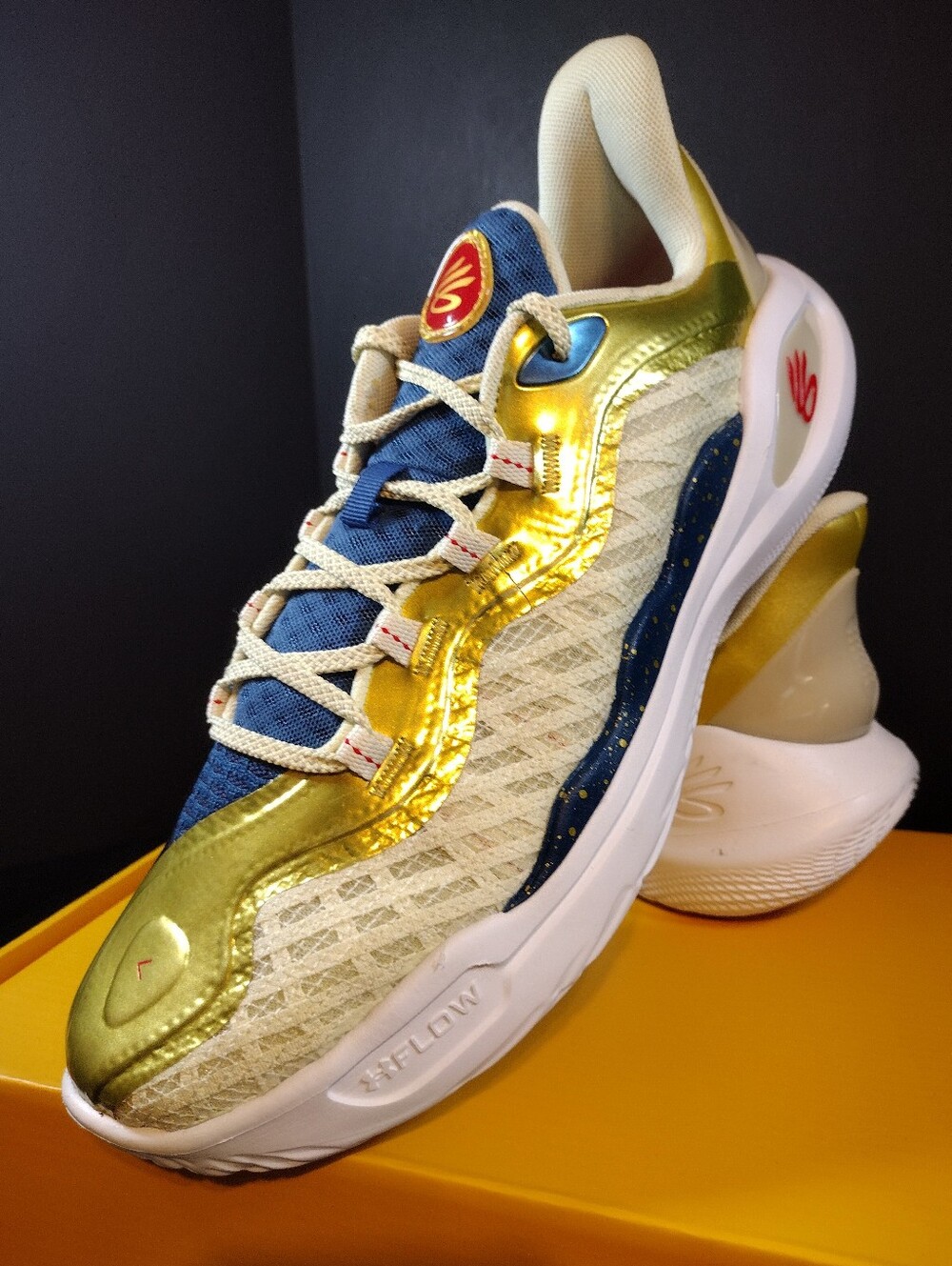 Under Armour Basketball Sneakers Men Size 11.5 Curry Flow 11 Champions Mindset
